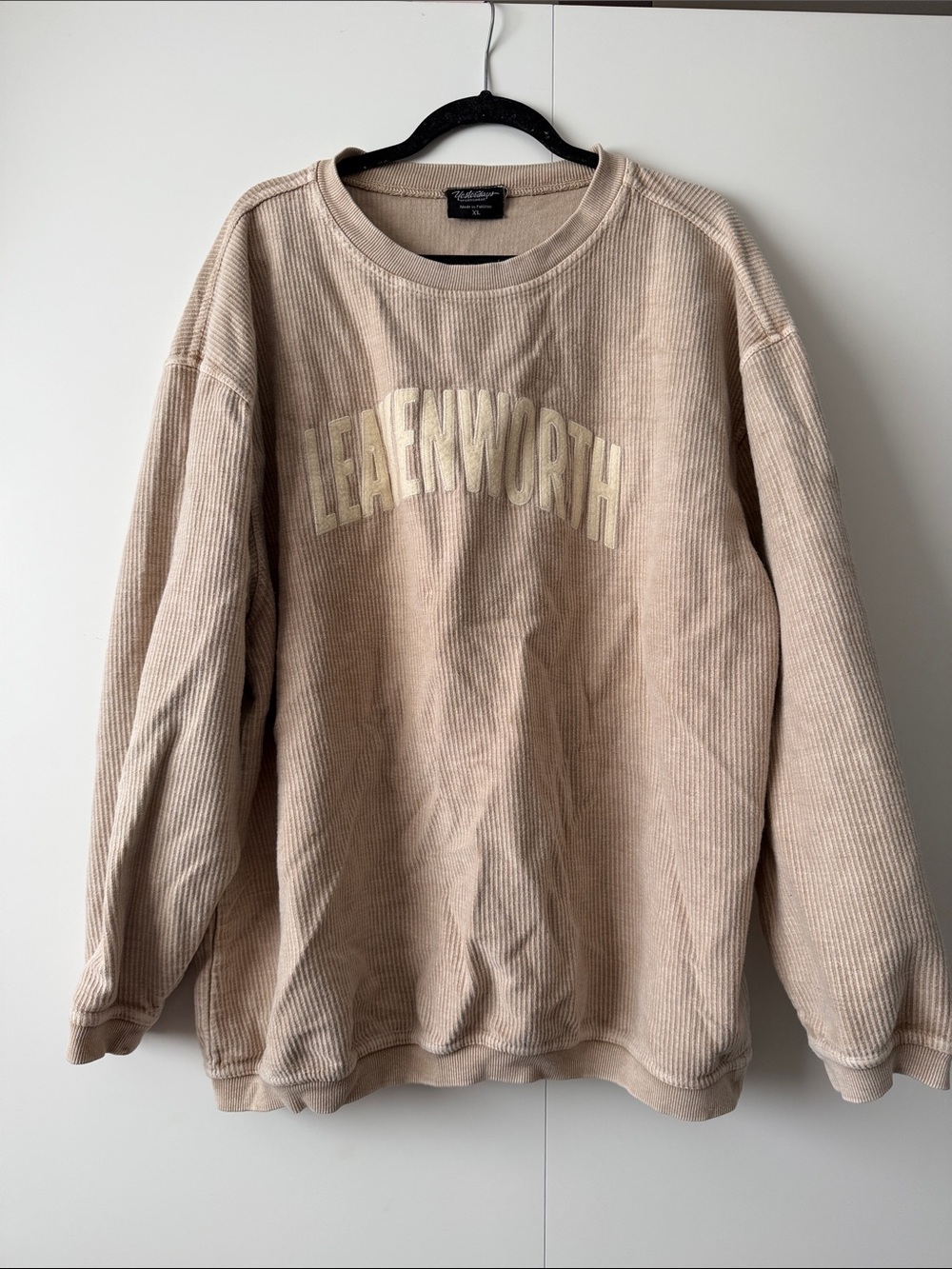 Leavenworth sweatshirt